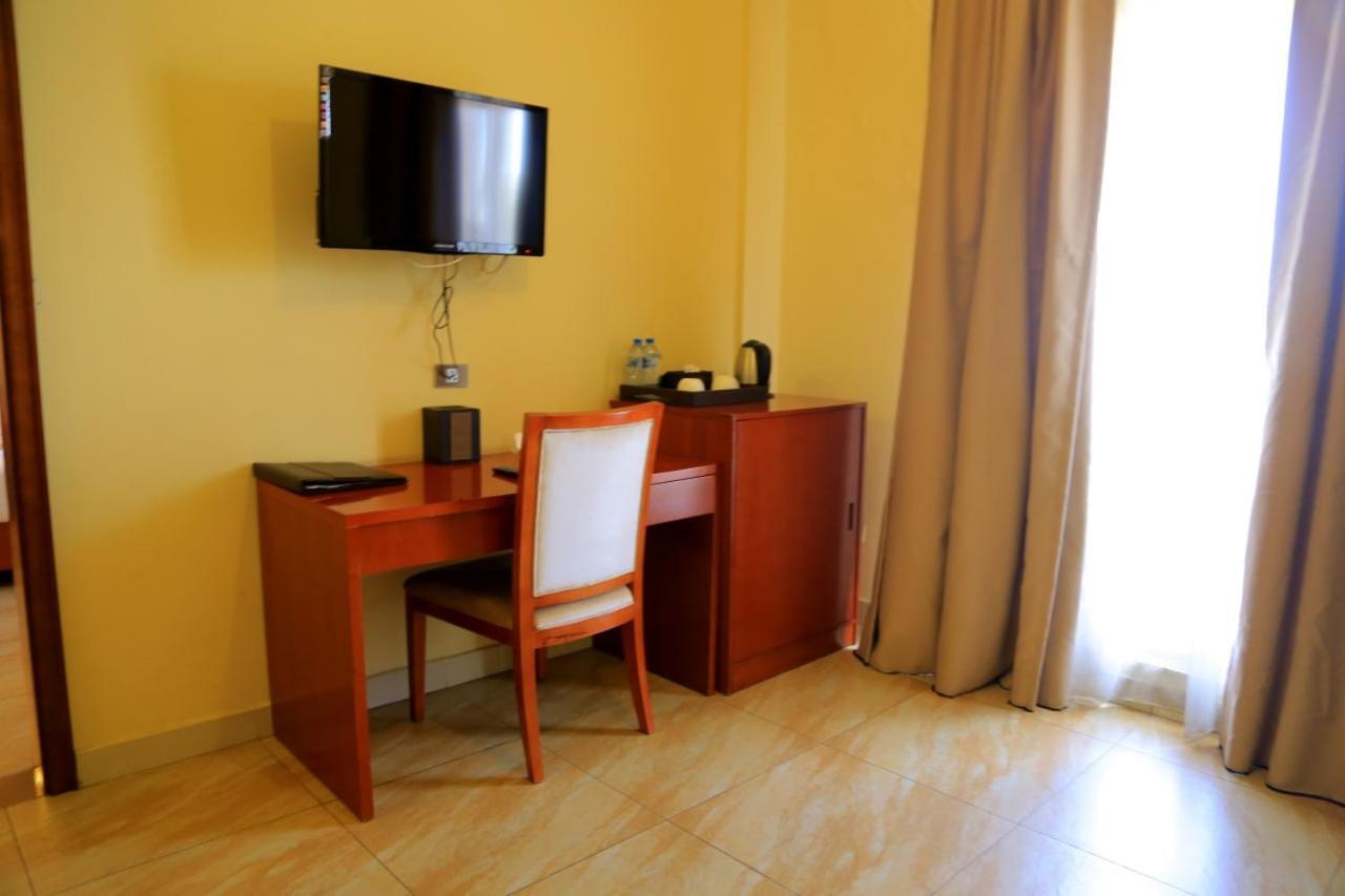 Ye Afoli International Hotel Addis Ababa Exterior photo